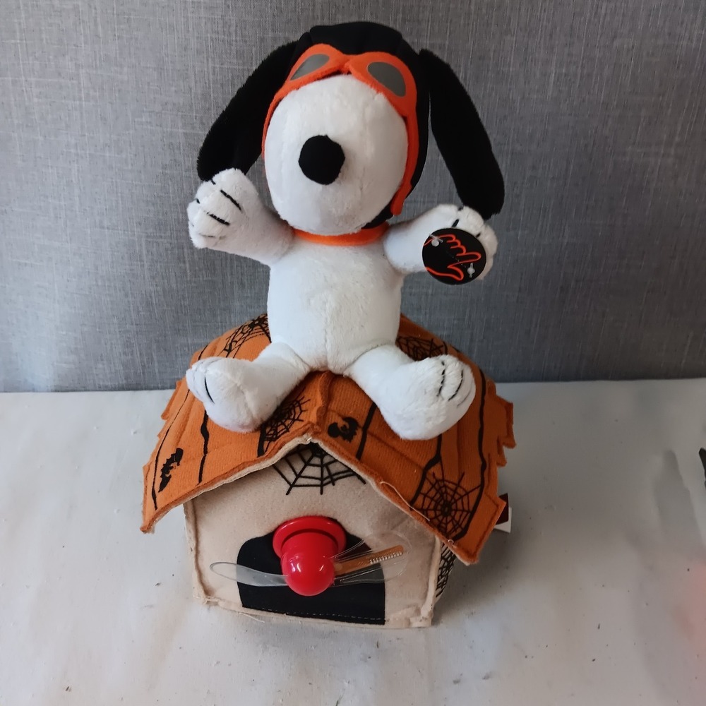 Peanuts Snoopy Halloween Animated Plush Doghouse Musical Light Up Propeller Ace - Picture 4 of 11
